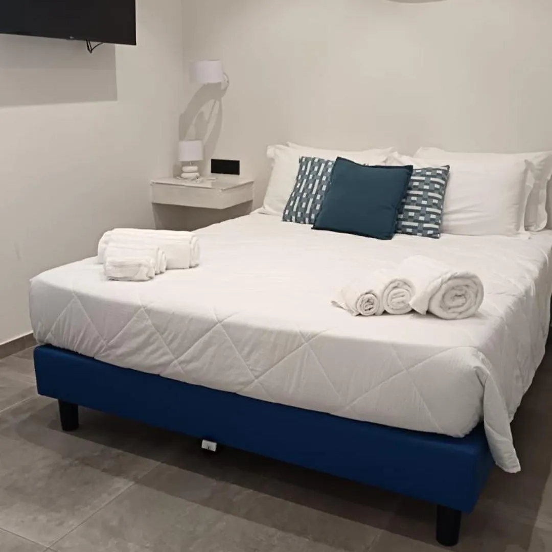 לינה וארוחת בוקר פלרמו Panhouse 0*,  איטליה